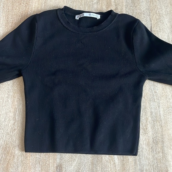 Zara Ribbed Knit Sweater - Picture 2 of 10